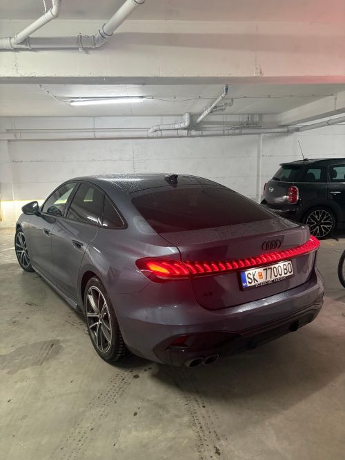 Audi A5 2.0 TDI  HYBRID 2026