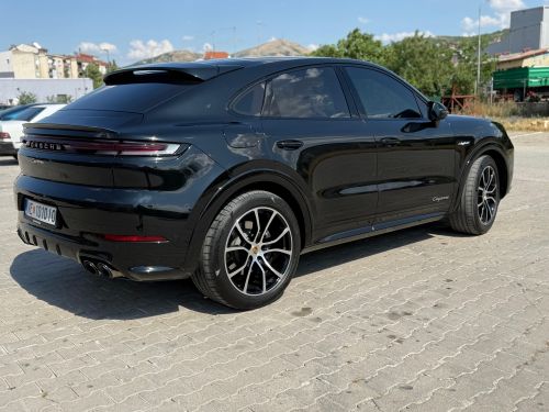Porsche Cayenne 3.2 HYBRID 2024